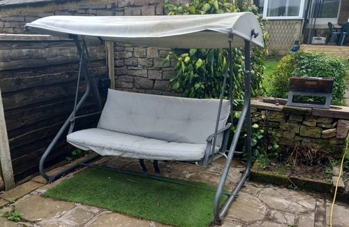 Mottram in Longdendale Cottage | Cottage Gallery Mottram in Longdendale. A relaxing retreat near to Manchester