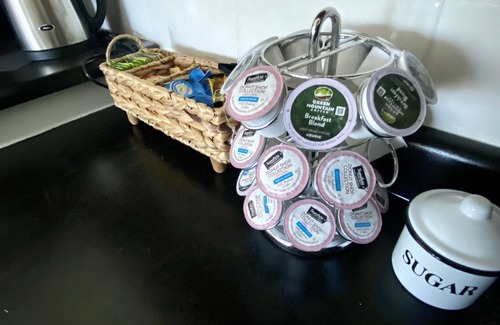 Cienega Springs House | Cottage Home on the Hill