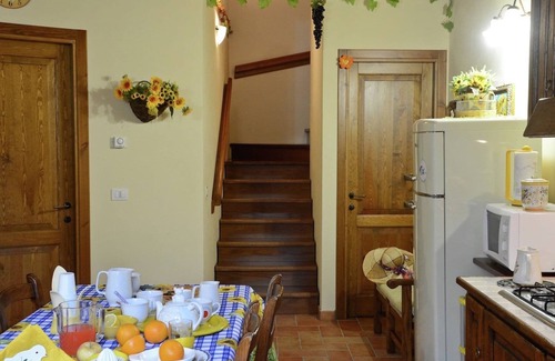 Apecchio Cottage | Cottage in Marche near Ski Slopes & Pool