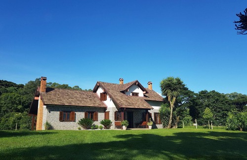 Bento Goncalves House | Cottage in the Vineyard Valley