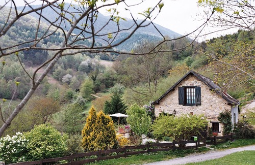Seix Cottage | Cottage La Grange du Cindé for 8 people