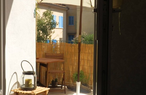 Le Luc Apartment | Cottage * Lou Lavadou with terrace of 10 m²