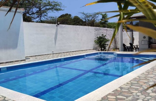 Tubara Cottage | Cottage near the beach with pool Bar and Market