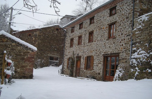 Mazeyrat-Aurouze House | Cottage on the edge of the forest and near the gorges of the allier