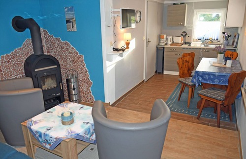 Bergen auf Ruegen Apartment | Cottage with fireplace - cottage with fireplace Fam. Lemke