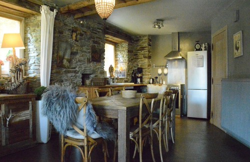 Our Cottage | Cottage with Foosball & Garden