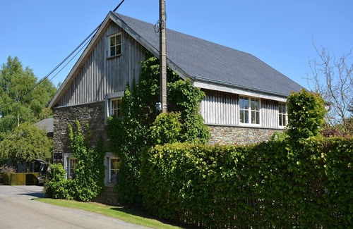 Our Cottage | Cottage with Foosball & Garden
