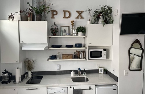 Rose City Park Cottage | Cottagecore vibes, and everything you need