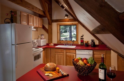 Taos Ski Valley Cabin | Cottam's Lodge by Alpine Village Suites