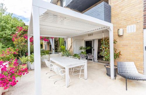 Cottesloe Apartment | Cottesloe Seadragon Apartment