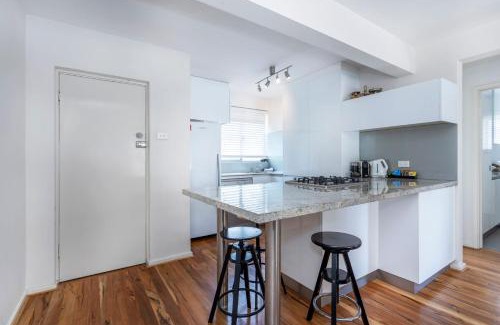Cottesloe Apartment | Cottesloe Seadragon Apartment