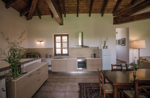 Isola d'Asti Condo | Country apartment Moretti Winery