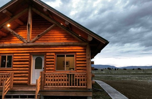 Pray Cabin | ★Country Cabin 2★ Relaxing Escape 5 mins to Chico