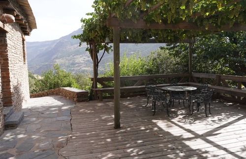 Busquistar Cottage | Country cottage with large swimming pool in Sierra Nevada National park.