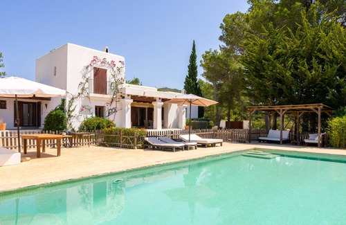Sant Llorenc de Balafia Villa | Country house with private pool. License ET0743E