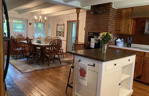 Sinking Spring House | Country farmhouse !