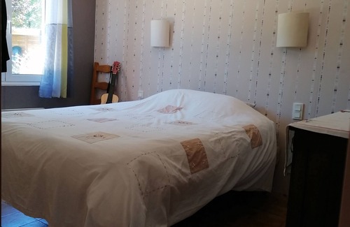 Marcillac-Saint-Quentin House | Country house with enclosed garden