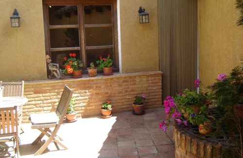 Villalon de Campos House | Country House 'El Encuentro' with Traditional Adobe and Wood Architecture
