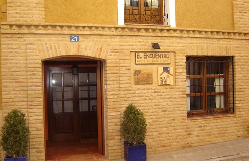Villalon de Campos House | Country House 'El Encuentro' with Traditional Adobe and Wood Architecture