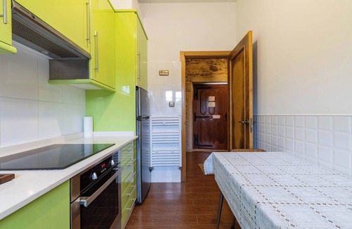 Arteixo House | Country House 'Arijón' with Sea View, Private Pool and Wi-Fi