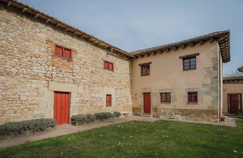 Moarves de Ojeda House | Country House 'Capellan' with Mountain View, Shared Garden and Wi-Fi