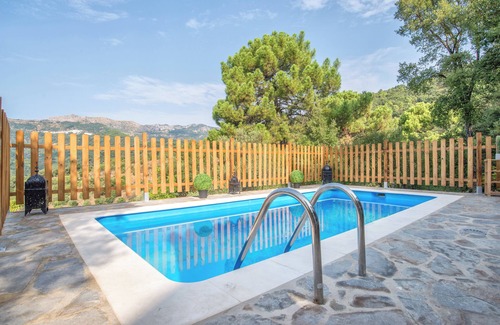 Jubrique House | Country House "Casa Rural Monte Dios" in the Mountains with Pool and BBQ