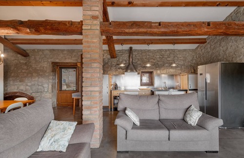 Olvan House | Country House 'El Baluard De Ferreres' with Mountain View, Shared Pool and Wi-Fi