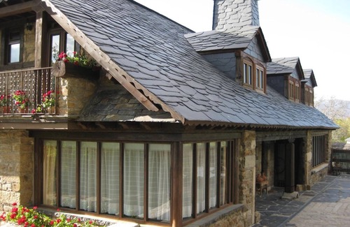 Rozas House | Country House 'Cuarto De Las Hostias' with Mountain Views, Private Terrace and Wi-Fi
