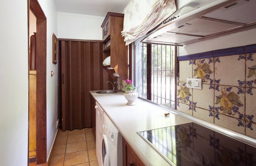 Quesada House | Country House "Finca La Noguera - Sierra Cazorla" with Mountain View & Wi-Fi