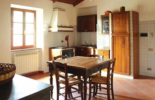 Chiusdino Apartment | Country House in Chiusdino with Panoramic Views