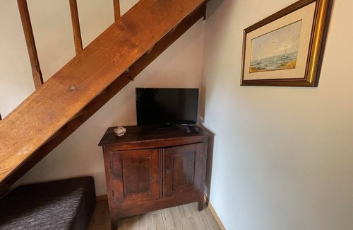 Peyrissac House | Country house in Corrèze 2 Bedrooms with GARDEN furnished Vintage
