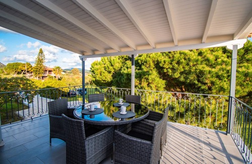 Vromonerion House | Country House 'Navarino Baths' with Sea View, Wi-Fi and Air Conditioning