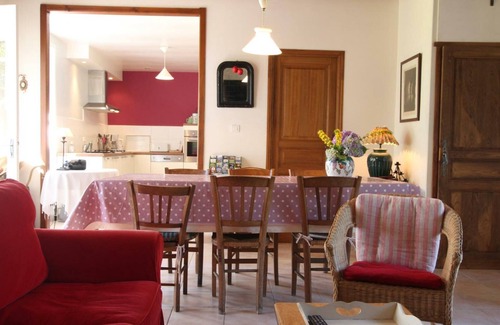 Saint-Loup Cottage | Country house near Mont St-Michel with garden, WiFi and parking