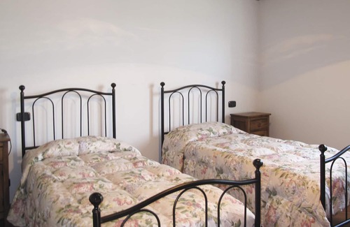 Monticiano Villa | Country House with private pool on the hills of Siena (near Monticiano)