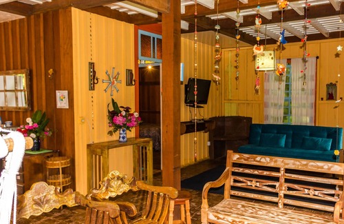 Goncalves Cottage | Country House - Wooden House