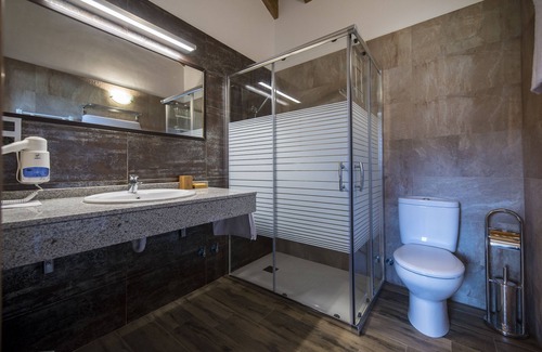 Matallana Cottage | Country houses 4 Valleys House N3