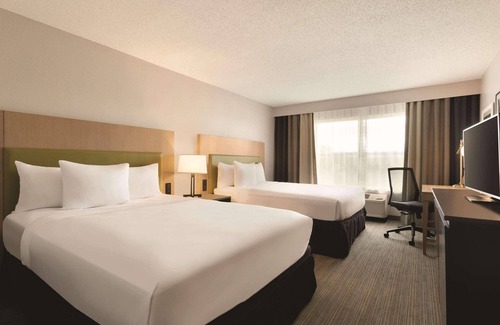 Brooklyn Center Hotel | Country Inn & Suites by Radisson, Brooklyn Park - Brooklyn Center, MN