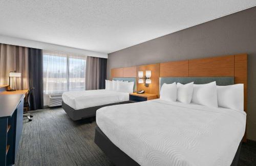 Coon Rapids Hotel | Country Inn & Suites by Radisson, Near The National Sports Center, Coon Rapids, MN
