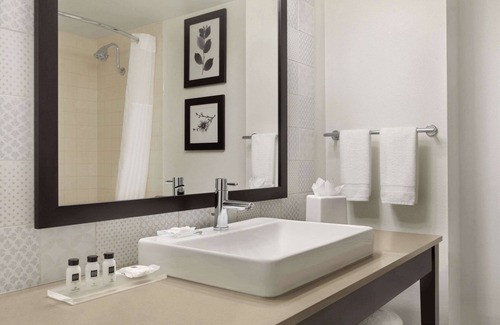 Bothell Hotel | Country Inn & Suites by Radisson, Seattle-Bothell, WA