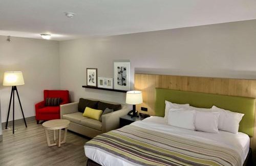 Milan Hotel | Country Inn & Suites by Radisson, Sandusky South, OH