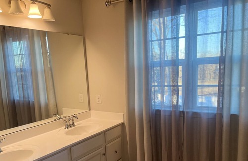 North Chesterfield House | Country Living Close To The City