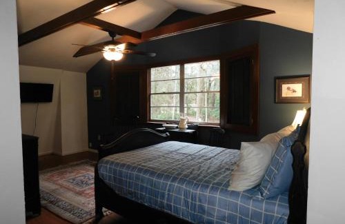 Manattee Road House | Country living at the Barn