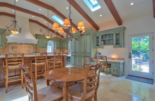 Prunedale House | Country living near the ocean