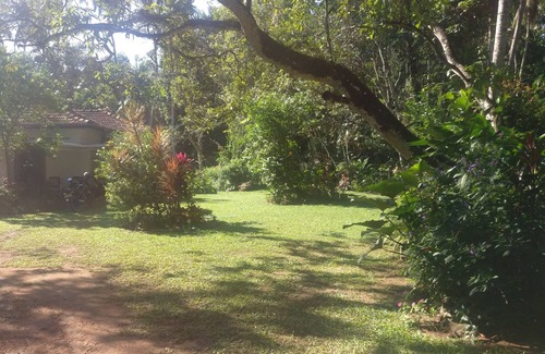 Kalagedihena House | Countryside Estate homestay
