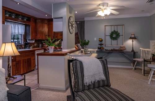 Fairhope House | Countryside Loft. Fairhope. 17 acres. 15min-downtown F'hope. 35min-Gulf