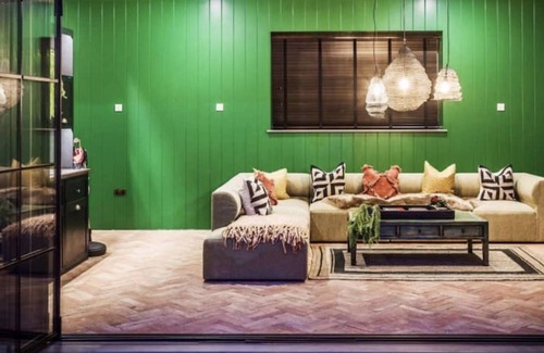 Godalming House | countryside Luxury Barns & Spa estate Pool Sauna gym in Surrey 1 hour to London