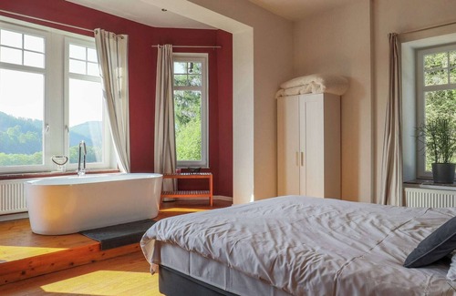 Trois-Ponts Villa | Countryside Villa in Trois Ponts Liege with garden
