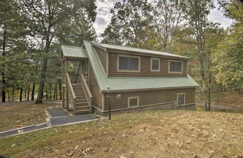 Berkeley Springs House | Couples Cabin - 5 Mi to DT Berkeley Springs!