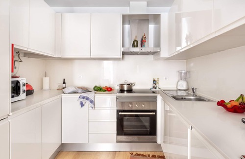 Sacramento Apartment | Courtesy Chiado COMFY & EASY ACCESS
