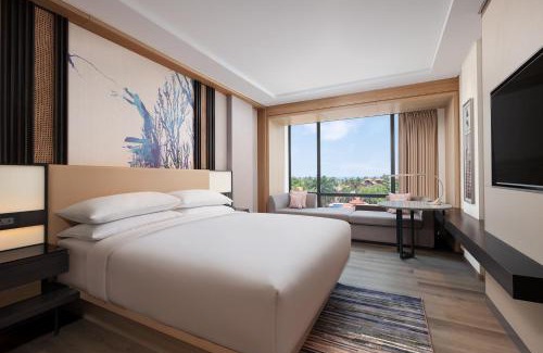 Niravade Hotel | Courtyard by Marriott Goa Colva